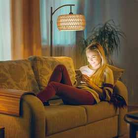 Eyassi Arc lamp works with smart home apps for convenient control.