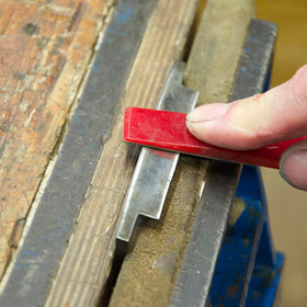 EZE-LAP EZLPACK-BRK 400 grit paddle shapes edges and deburrs woodworking tools.