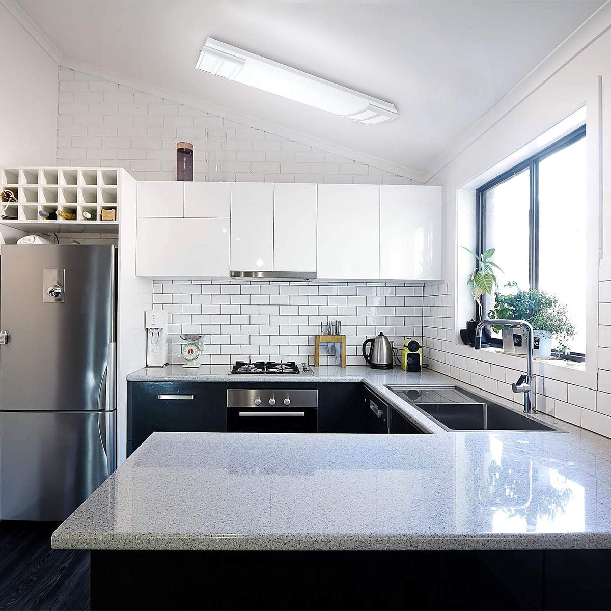FAITHSAIL durable construction ensures long-lasting performance in busy spaces.