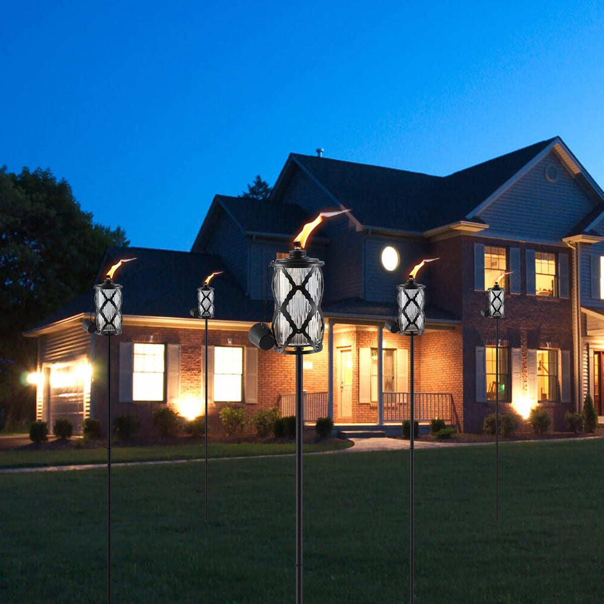 FAN-Torches weather-resistant-glass-torch withstands outdoor weather.
