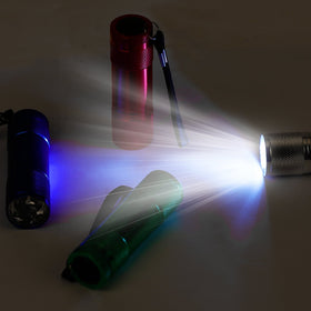 FASTPRO flashlight rear cap and insulation removal for first use