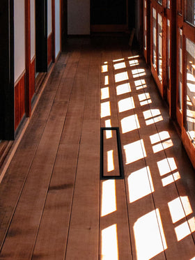 Fauvip compatible with tile, wood, marble, vinyl, and laminate floors.