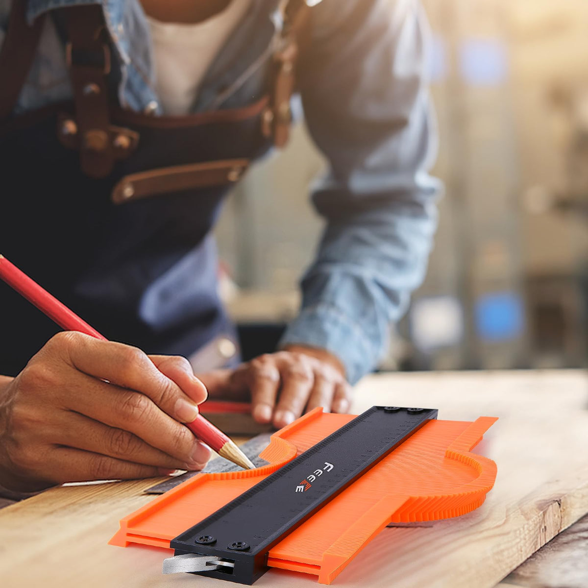 Feeke gift-ready tool for woodworkers and DIY enthusiasts.