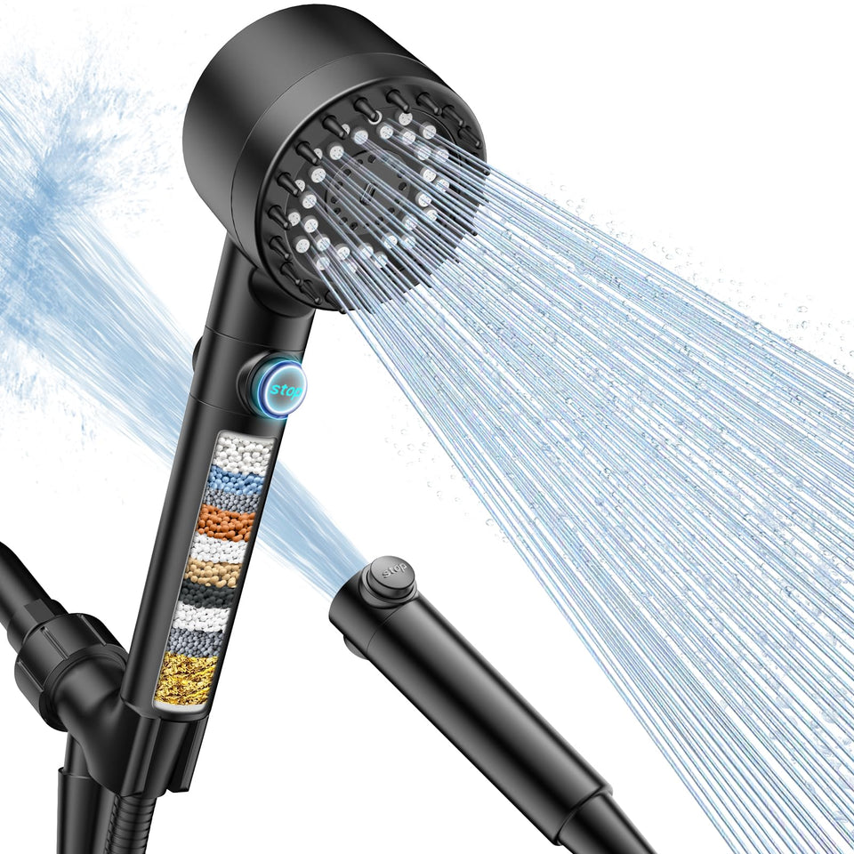 FEELSO Filtered Shower Head handheld design enables versatile, thorough rinsing.
