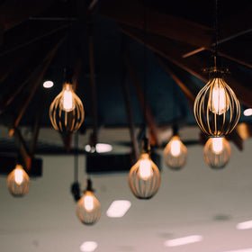 Feit Electric ST19 bulb highlighting long life up to 15,000 hours