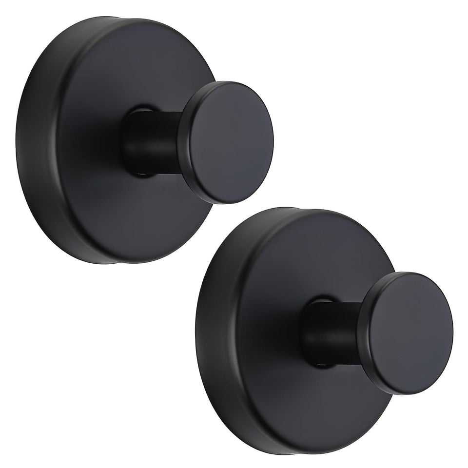 Fenas suction cup hooks on glass demonstrate strong, no-drill towel storage