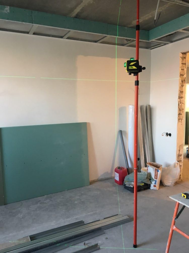 Firecore 4 m extendable pole sections for adjustable height.