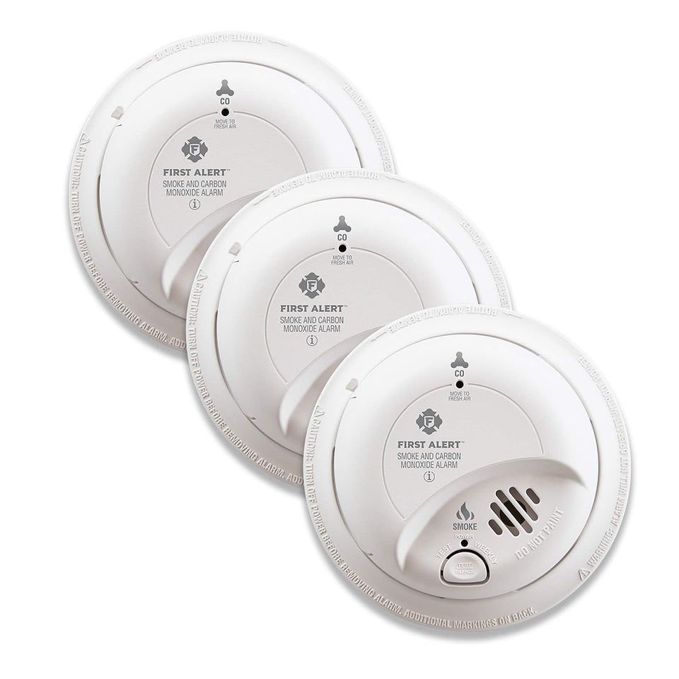 First Alert BRK SC9120B-3 front view detector with dual sensors for rapid detection