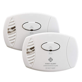 First Alert CO400 front view shows a battery-powered detector ready for quick setup