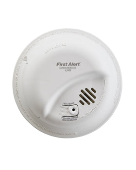 First Alert CO5120BN interconnect setup demonstrates series-triggered alarms for whole-home protection.