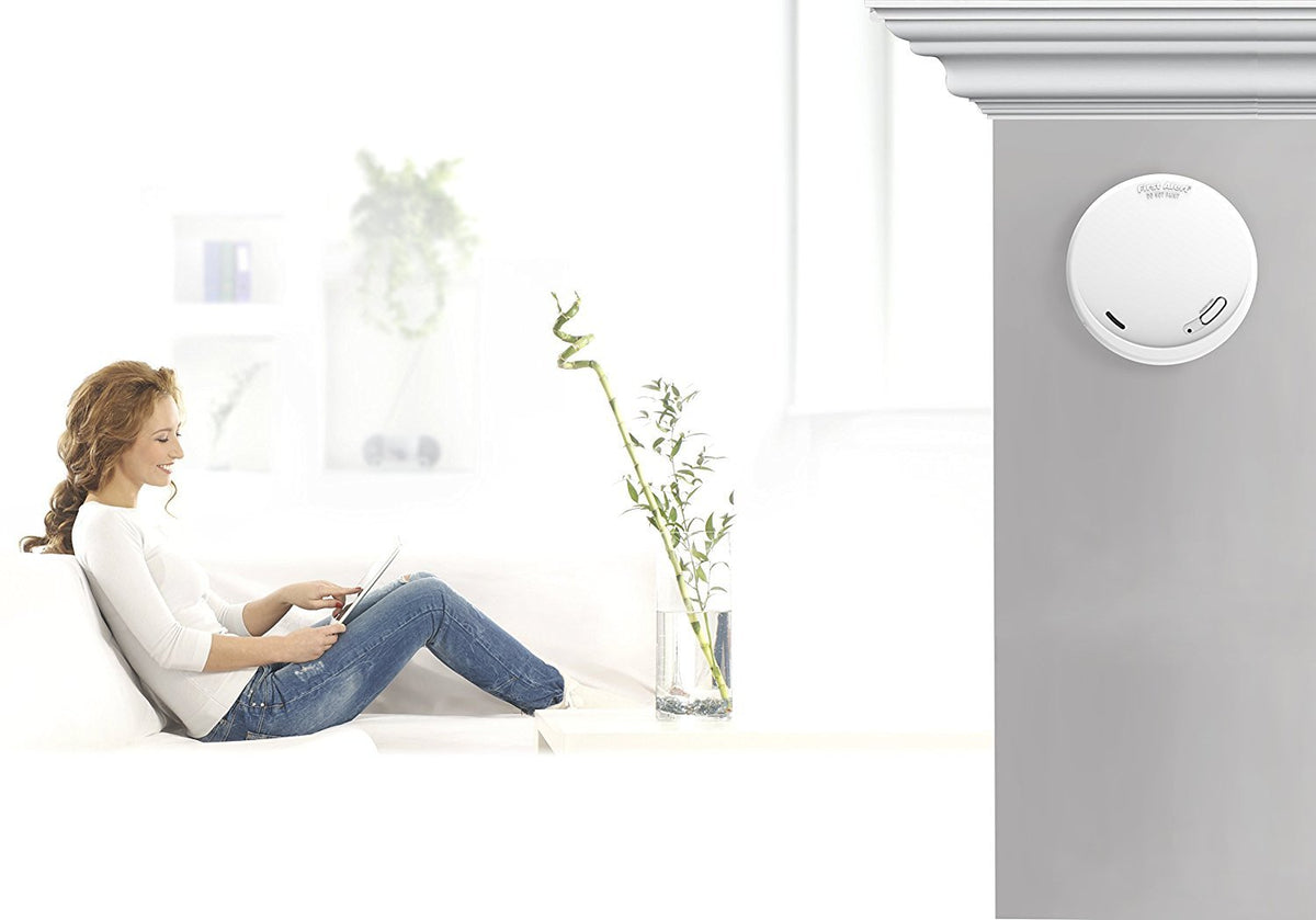 First Alert PRC710 combo CO and smoke detector provides comprehensive protection in a single unit