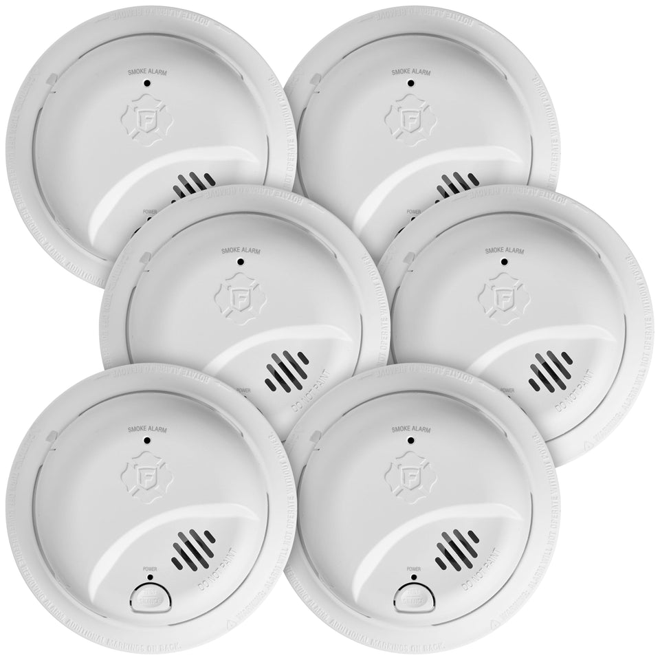 First Alert SMI100-AC front view showing easy installation and Quick Connect Plug