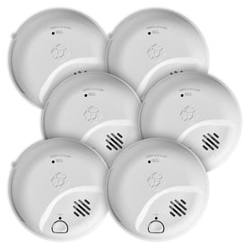 First Alert SMICO100-AC front view of the 2-in-1 smoke and CO alarm.