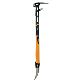 Fiskars IsoCore wrecking bar front view showing wedge edge for powerful prying