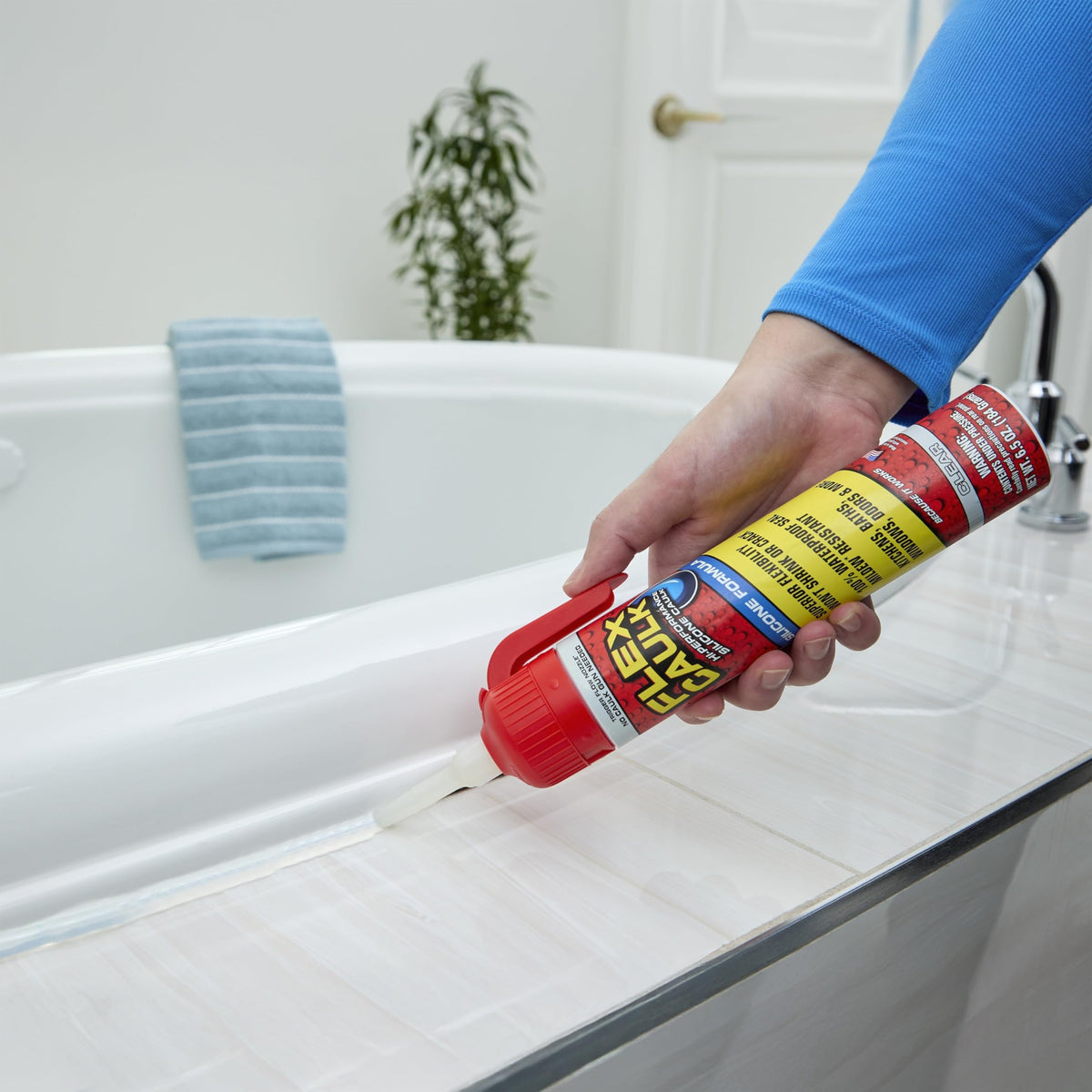 Snap & Save cap reduces waste during sealing with Flex Seal