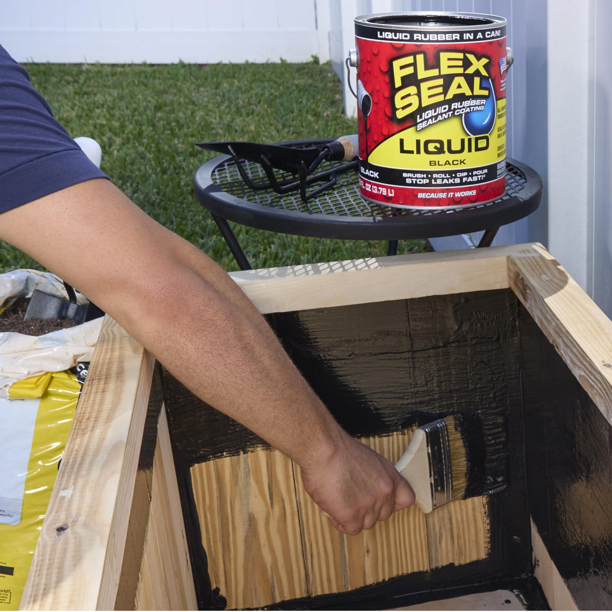 Flex Seal Liquid marine-application protects decks from water exposure