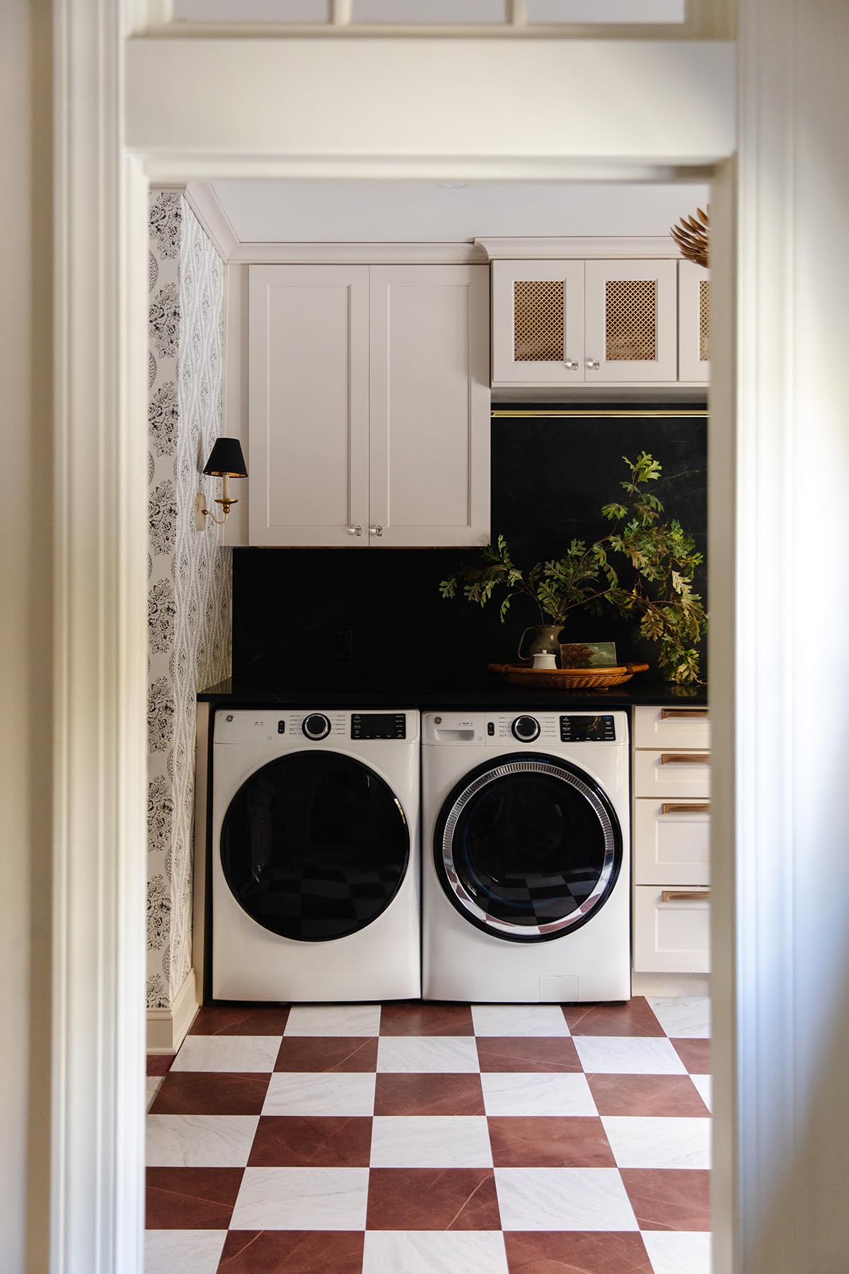 Package contains ten 12x12 inch tiles for easy small-space updates.