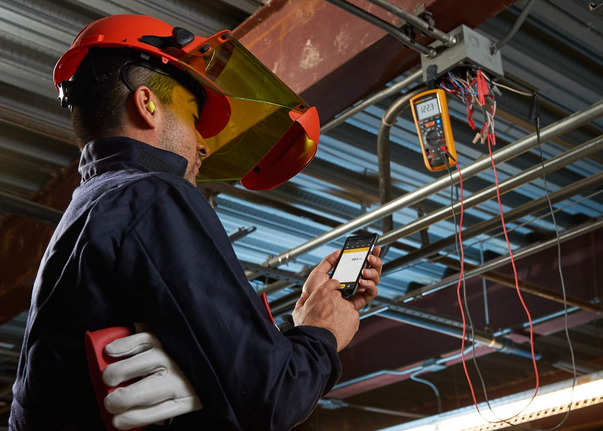 Wireless data sharing of Fluke 1587 FC measurements