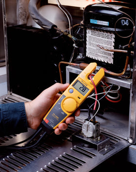 Fluke T5-1000 compact kit stores neatly in a tool pouch.