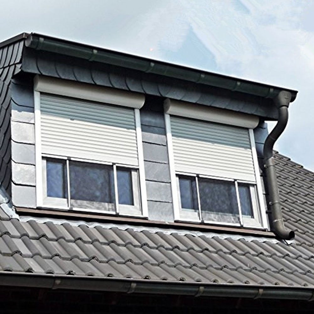 Flyzzz keeps room bright with fresh air circulation