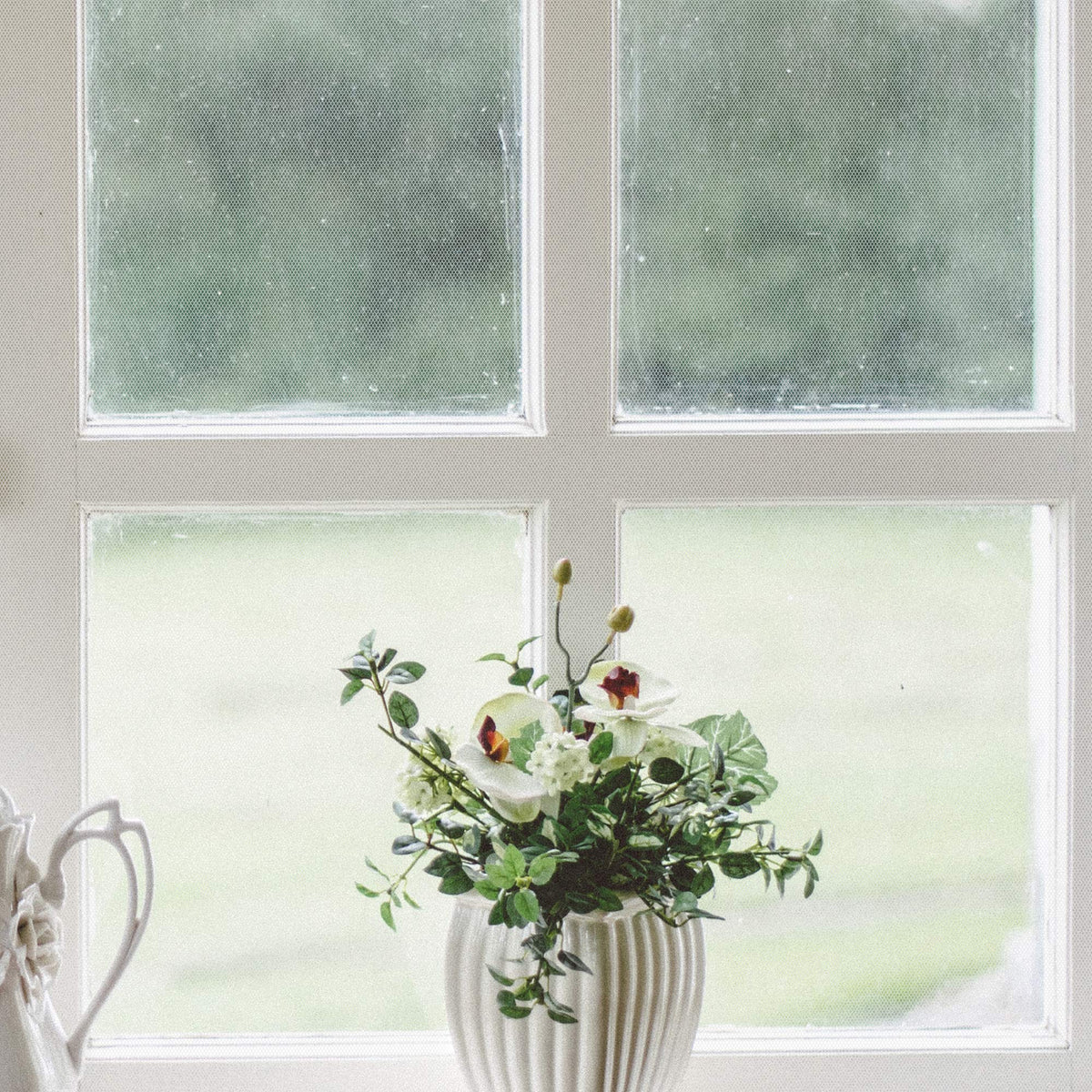 FLYZZZ easy-cut feature allows precise sizing for windows.
