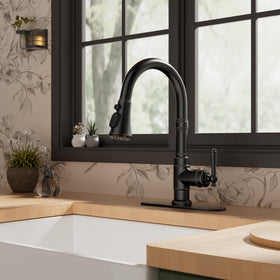 FORIOUS pull-down sprayer faucet enables versatile cleaning in busy kitchens