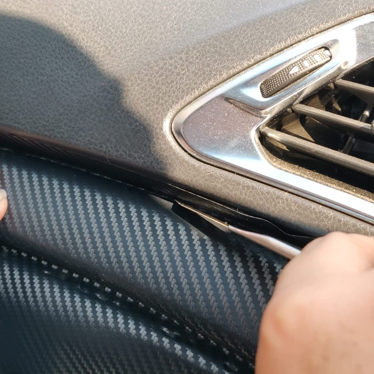 Stainless-steel body delivers durable, long-lasting performance
