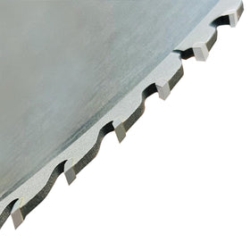 FOXBC five-eighth arbor with diamond knockout for smooth mounting and secure fit.