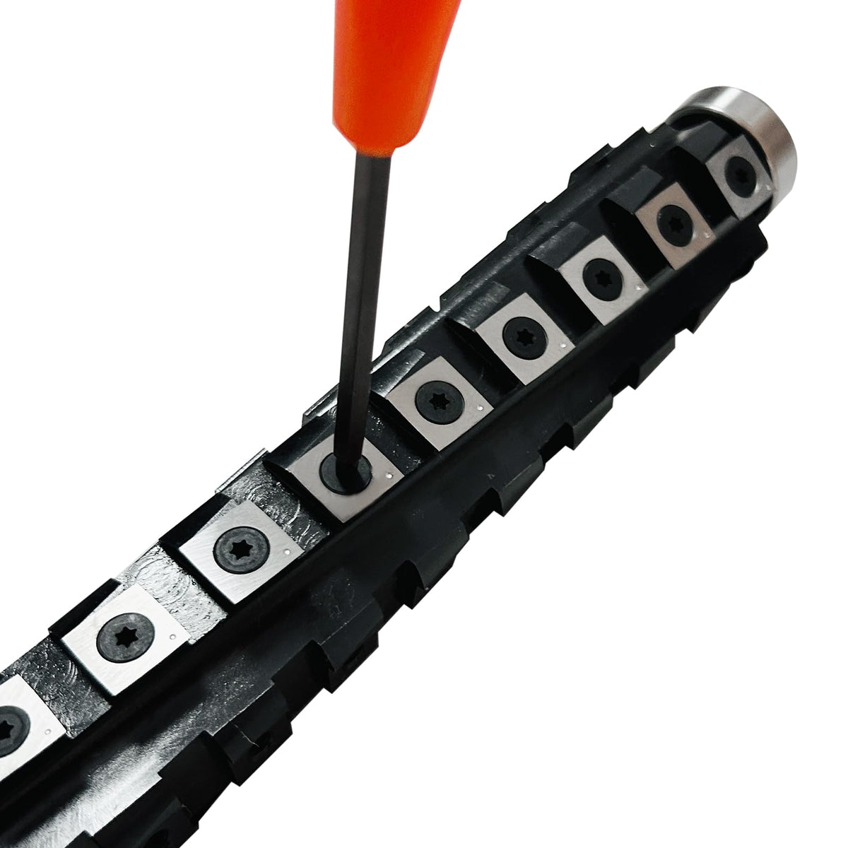 FOXBC spiral carbide inserts provide smoother finish and quieter planing