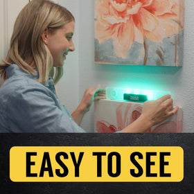 Franklin Sensors Light Level dual bubble vials provide quick vertical checks.