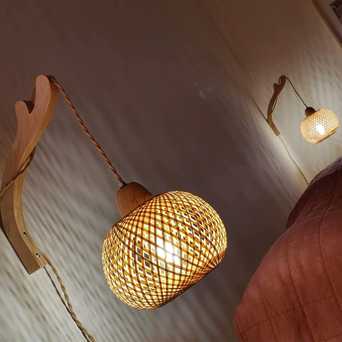 FRIDEKO HOME hemp-rope-cord provides flexible plug-in placement.