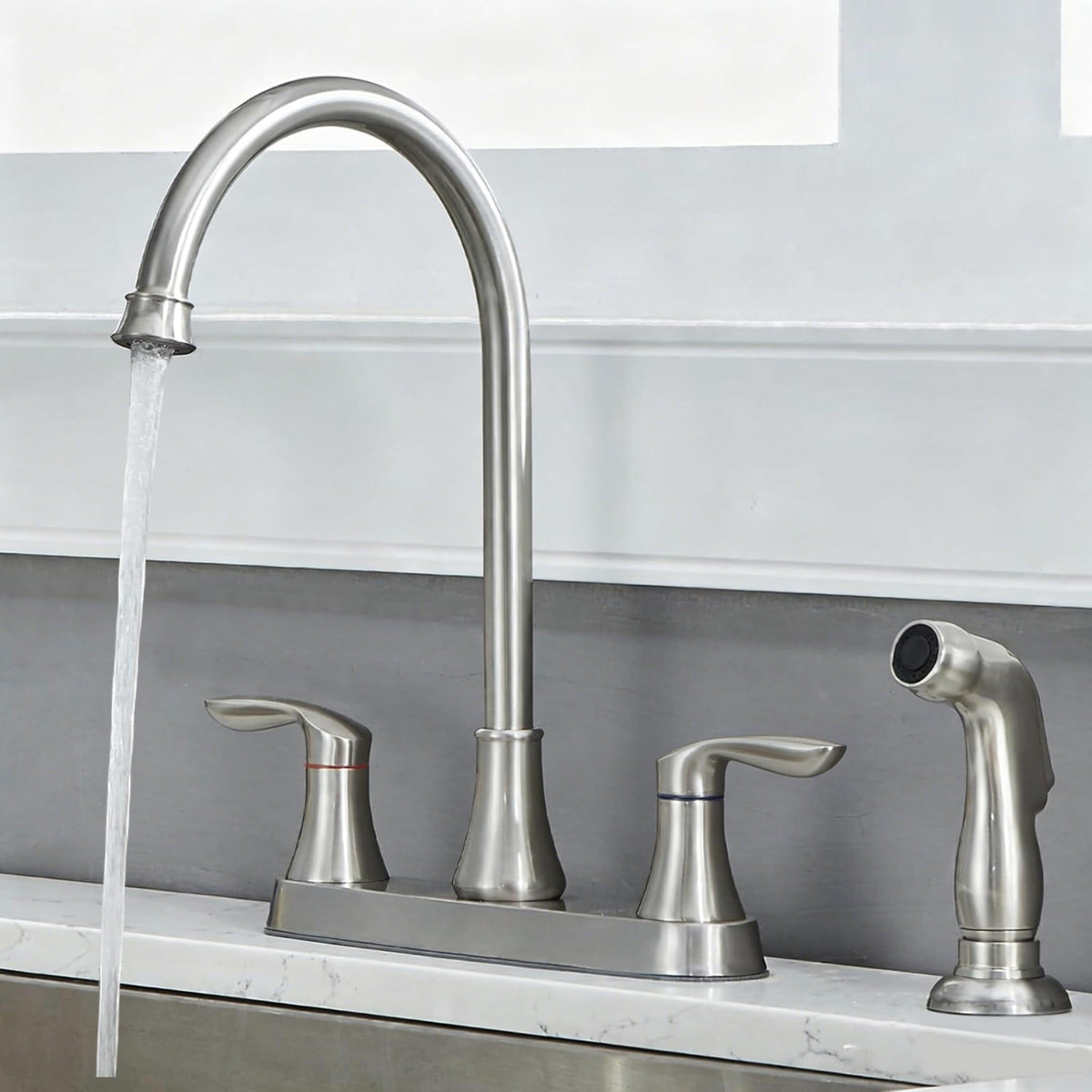 Friho kitchen faucet with side sprayer for quick cookware rinsing.