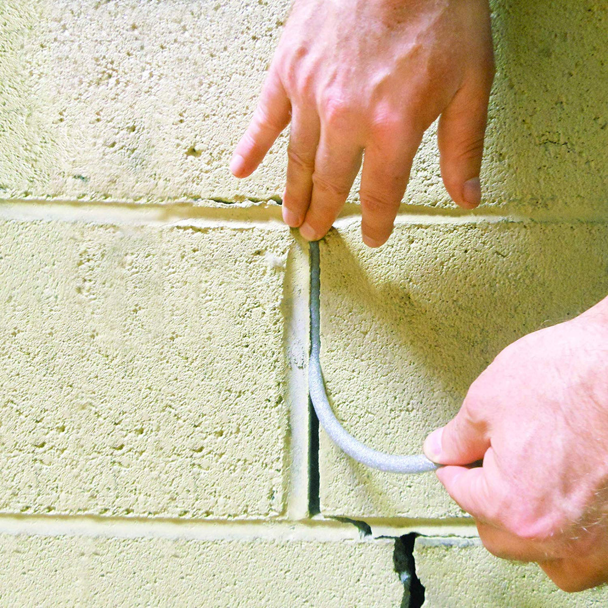Frost King Caulk Saver bulk-contractor box keeps tools organized for jobs.