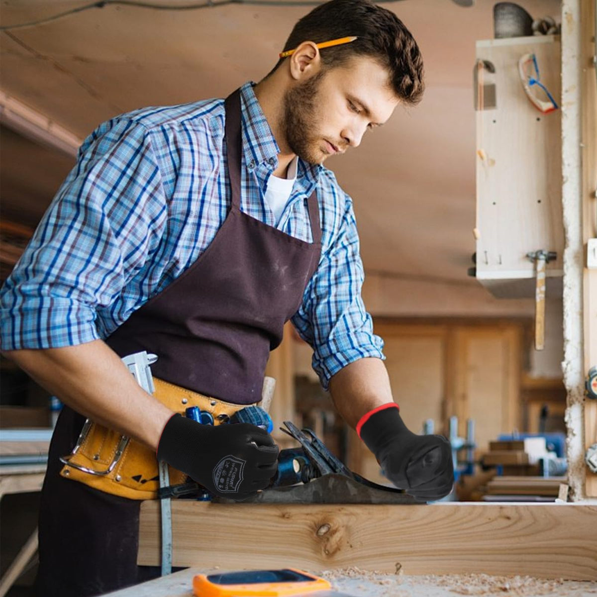 FURWEY gloves suited to construction and warehouse tasks