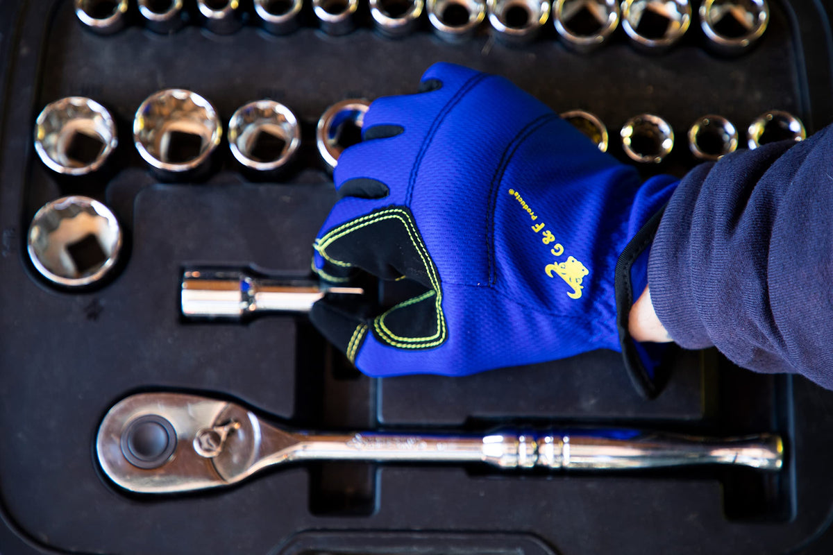 G & F Products gloves knuckle padding demonstrates impact protection during lifting