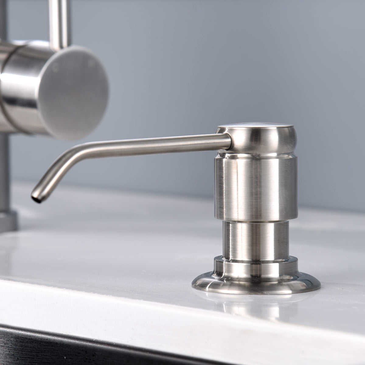 GAGALIFE silicone tube path demonstrates smooth soap flow