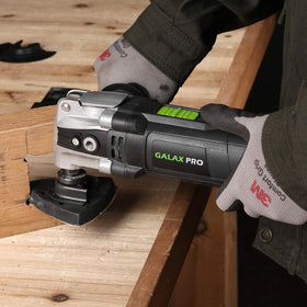 GALAX PRO 30-piece accessory kit enhances project versatility.