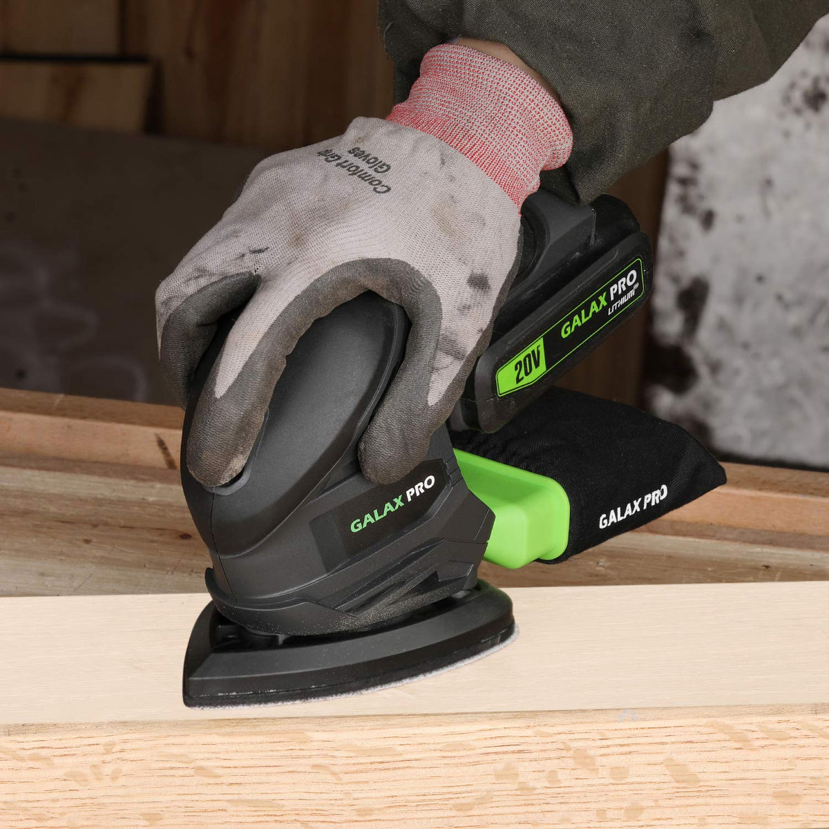 GALAX PRO soft rubber grip improves control during detail tasks