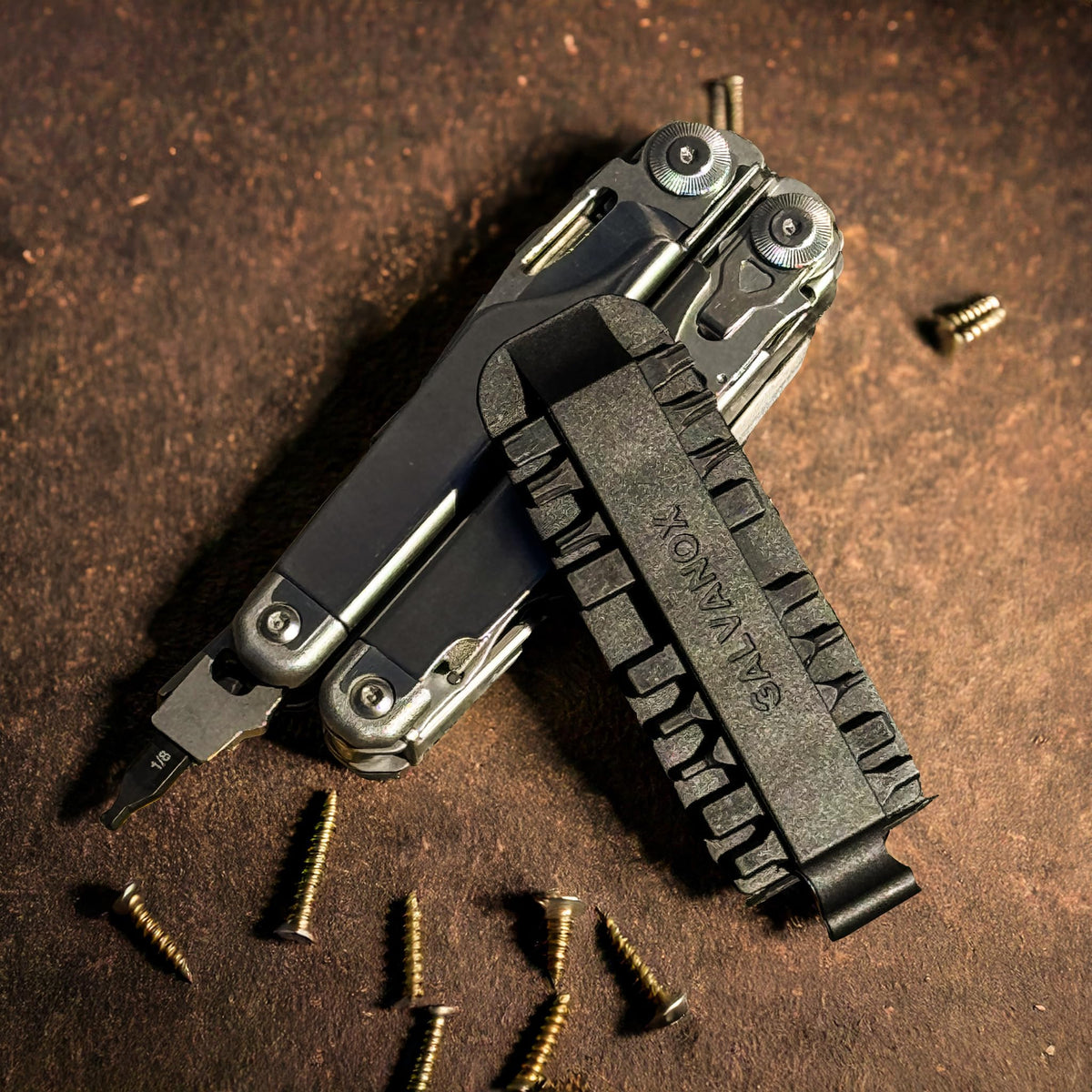 Galvanox included sheath keeps bits secure during transport