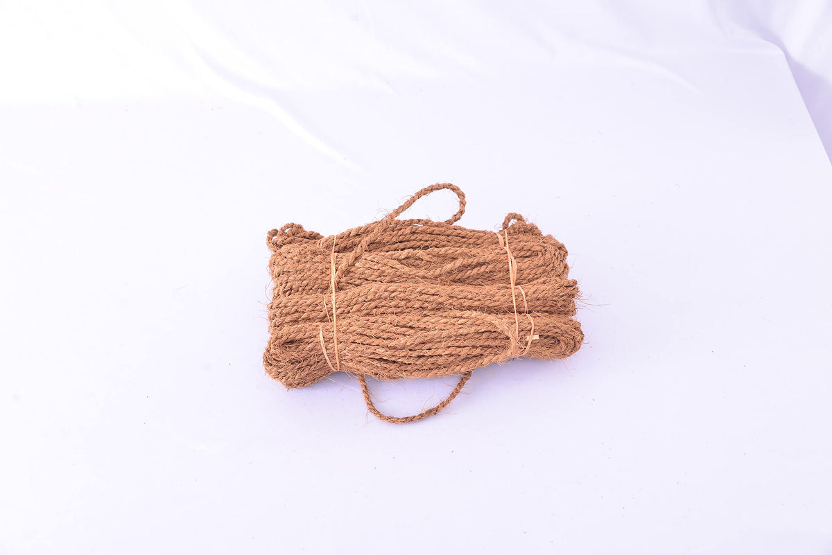 Garden Twine coconut fiber twine packaging highlighting practical 4-hank bundle
