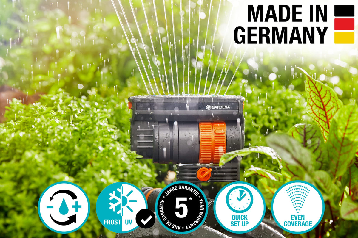 Durable German-made ZoomMaxx with a weighted base for stable watering.
