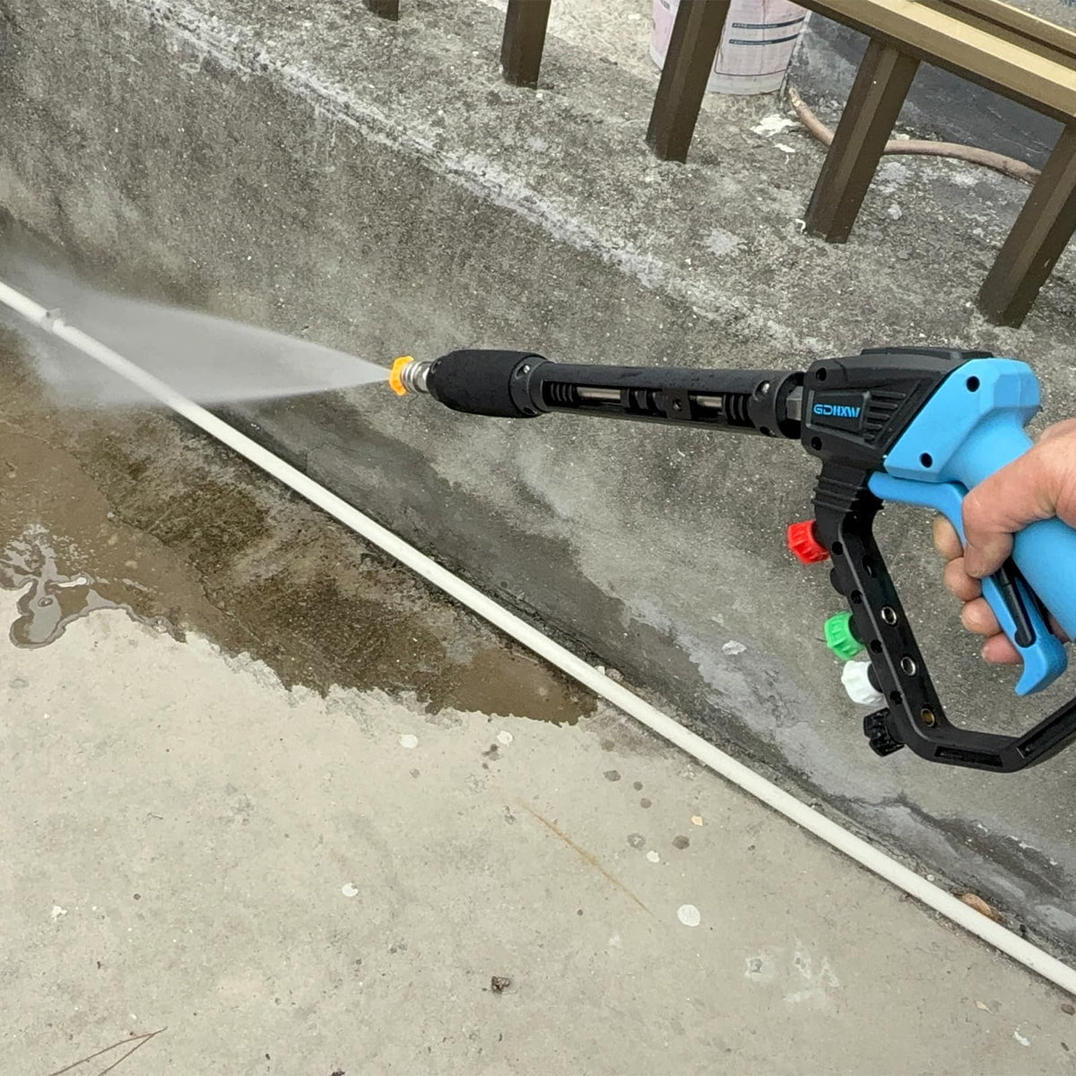 GDHXW ergonomic grip and 360-degree swivel reduce fatigue