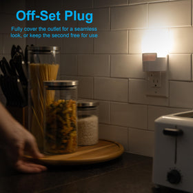 GE compact plug-in night light leaves the second outlet free for use.