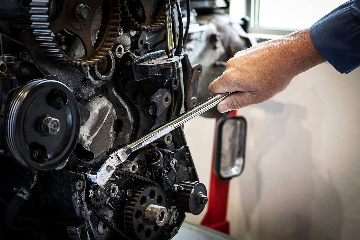 GEARWRENCH 120XP push-button locking flex head enables adjustable access.