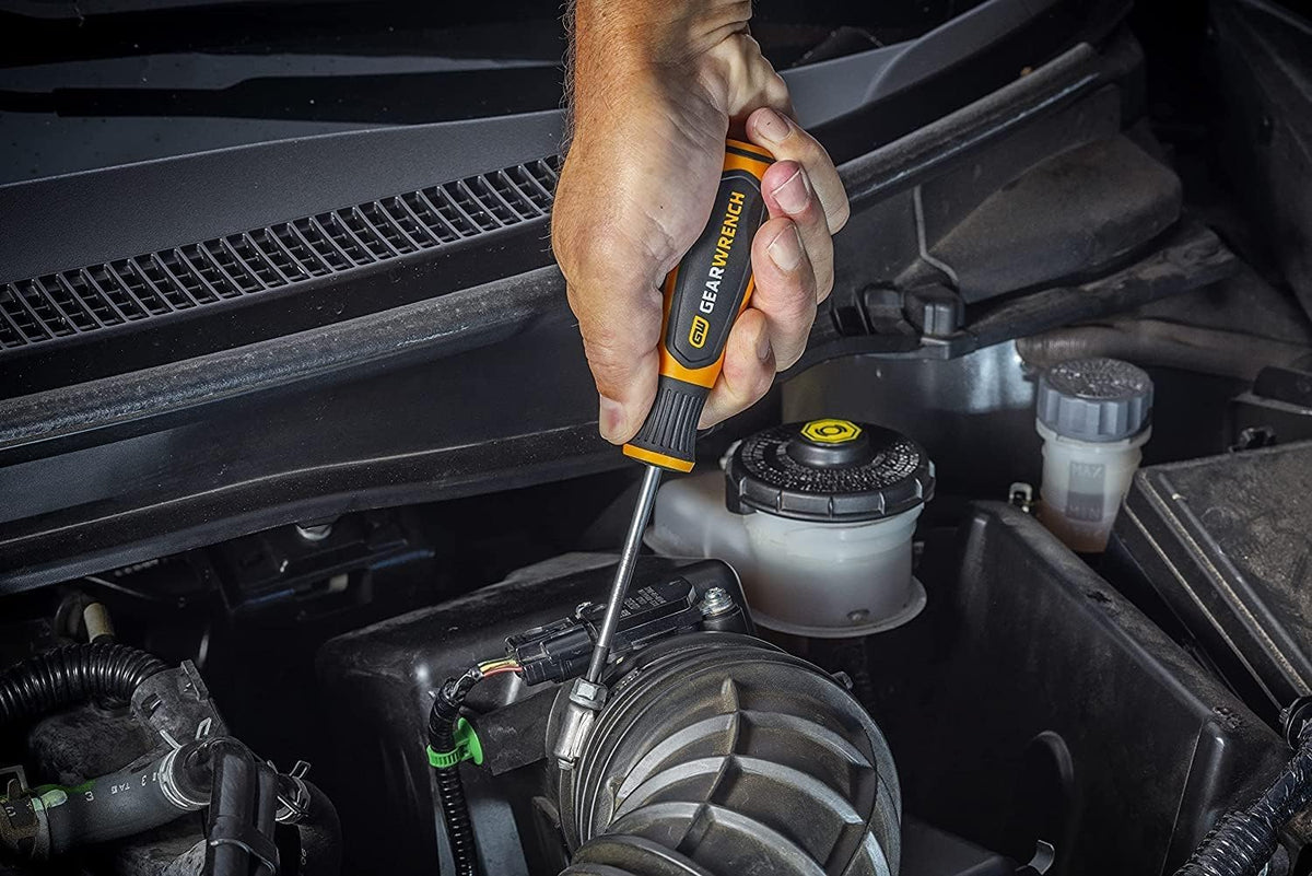 GEARWRENCH 80066H Torx blade offers versatile fastener compatibility in tight spaces.
