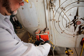GEARWRENCH 81218T durable pawl design supports long-term reliability under heavy use.