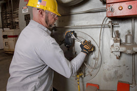 GEARWRENCH 81309T high-strength pawl supports long-term durability.