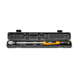 GEARWRENCH 85077 target alert demonstrates near-set torque with vibration and LED signal.