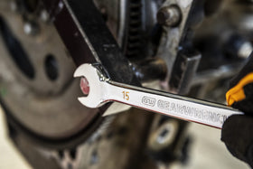GearWrench 86910 colorful SAE and metric markings for quick size checks.