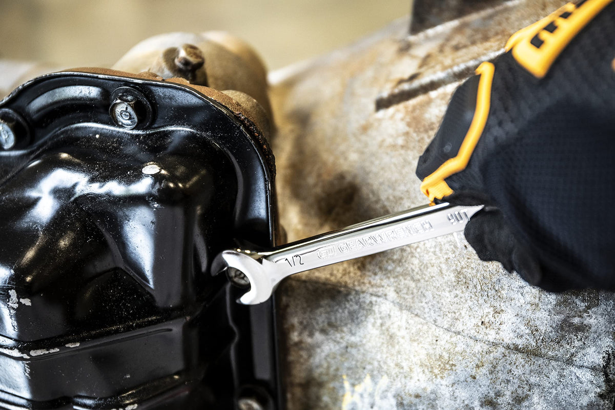 GEARWRENCH 86955 off-corner end design reduces fastener rounding